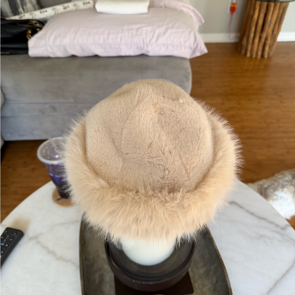 Faux Fur Beige Bucket Hat